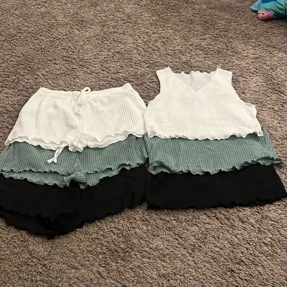 NWOT 3 pairs of loungewear - Picture 1 of 4